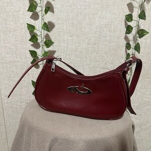 Elegant Burgundy Shoulder Bag
